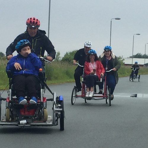 Group of cyclists thumbnail